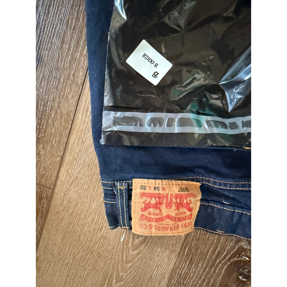 Levi Strauss & Co. Women Straight Leg 505 Jeans W34 L32 Dark Indigo Denim - Picture 8 of 8
